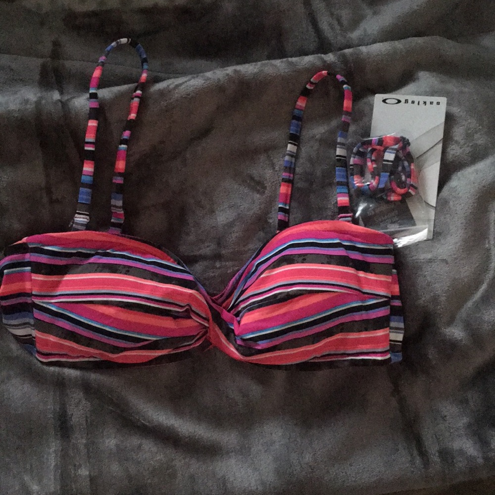 NWT Oakley bandeau bikini top